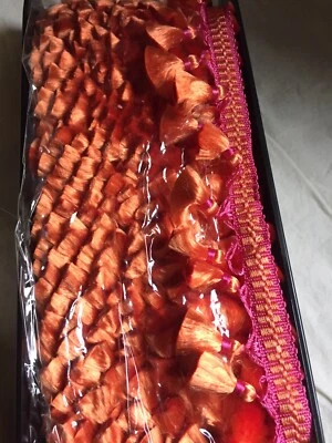 ¡Nuevo! ¡Nunca usado! Borde de espacios comerciales. Grandes 4 disfraces de Halloween, decoración del hogar, artesanías Foto 1 de 3