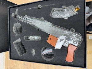Kollea Whiskey Decanter - Gun Decanter- Not working - Picture 1 of 12