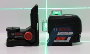 Bosch GLL3-330CG Green-Beam Three-Plane Leveling & Alignment Line Laser - Picture 1 of 19