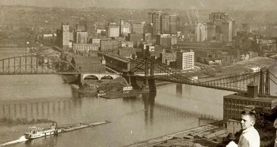 PENNSYLVANIA SV — Pittsburgh Skyline Ohio Riverboat Bridges для мальчиков — примерно 1915 г. - Изображение 1 из 4