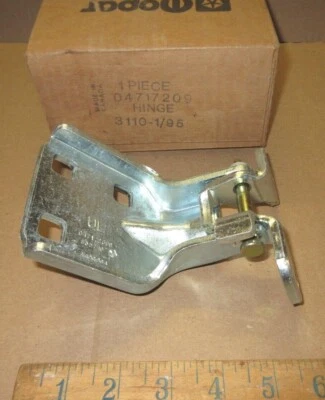 Nuevo de Lote Antiguo Mopar 4717209 Bisagra Puerta Superior Izquierda 1996-2001 Dodge Caravan, Town & Country Foto 1 de 2