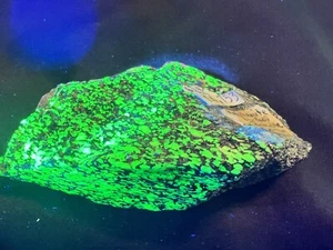Willemite with Rhodonite Franklin Mine, Franklin, NJ Ex: J Cilen - Picture 1 of 7