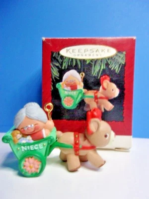 Hallmark 1994 NIECE Ornament Mrs Santa Claus & Reindeer Vintage Christmas in Box - Image 1 of 4