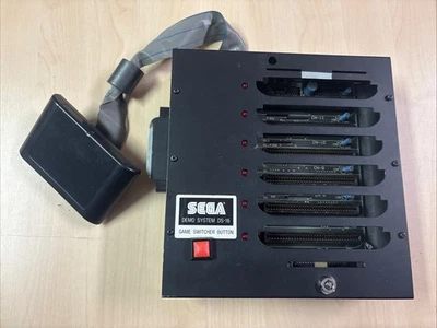 SEGA GENESIS DEMO SYSTEM DS-16 MODEL 1660- 6 GAME SWITCHER ULTRA RARE  - Image 1 of 4