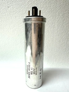 NEW SPRAGUE PLUG IN CAPACITOR 260 MFD 300 V Dc. #5 D26767 - Picture 1 of 4
