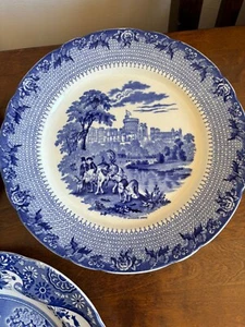 Royal Cauldon Royal Castles WINDSOR CASTLE Blue Transfer 26cm dinner plate - Picture 1 of 2