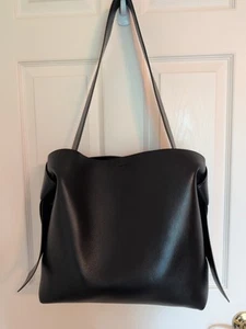 ACNE STUDIOS MUSUBI MIDI SHOULDER BAG THE MUST HAVE OF 2025. PERFECT, UNWORN. - Picture 1 of 11