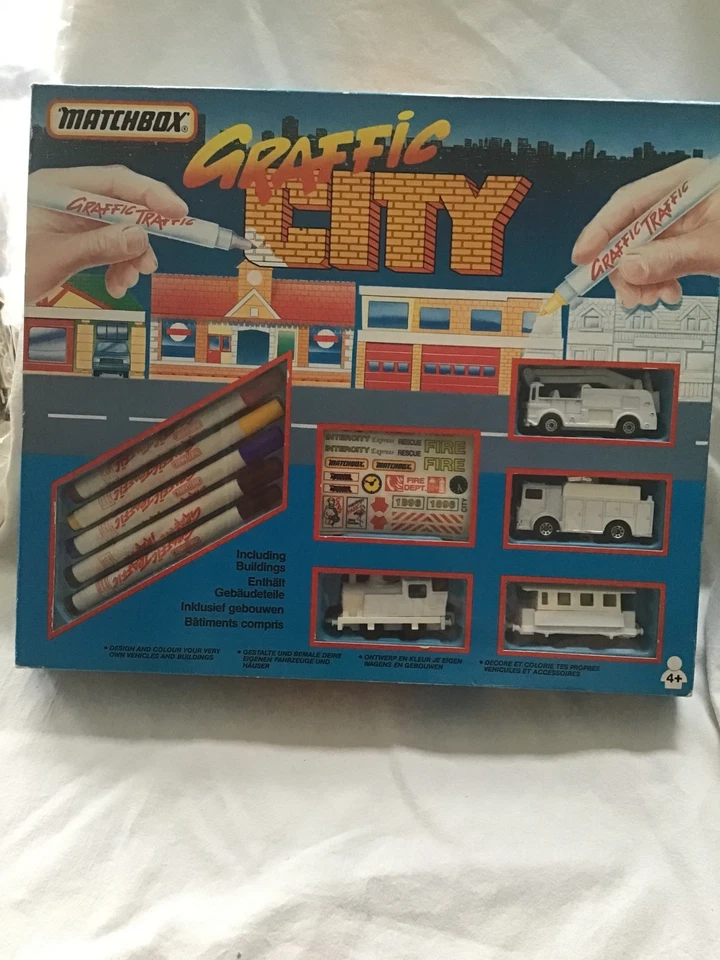 MATCHBOX GRAFFIC CITY GF-170 GIFT SET - COMPLETE - Image 1 of 4