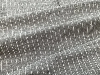 Material de traje a rayas grises de 1,2 metros Foto 1 de 2