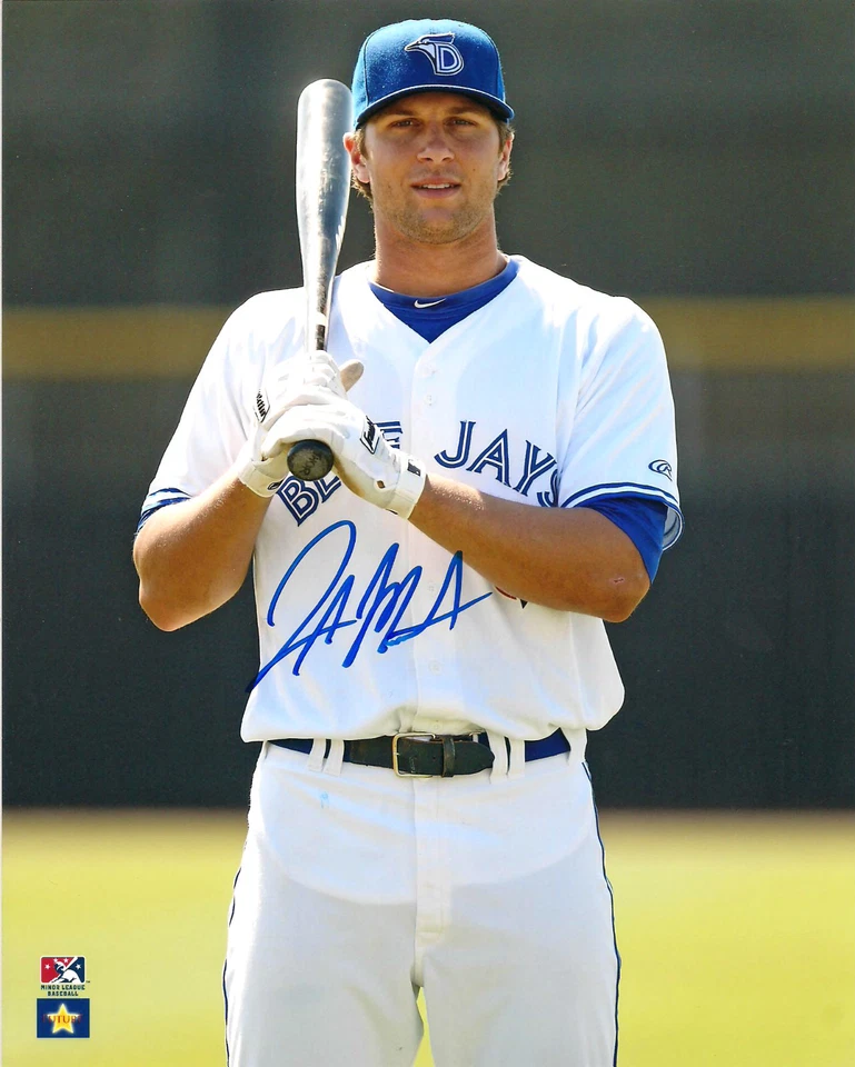 FOTO 8X10 FIRMADA AUTOGRAFIADA POR JAKE MARISNICK TORONTO BLUE JAYS CON CERTIFICADO DE AUTENTICIDAD Foto 1 de 1