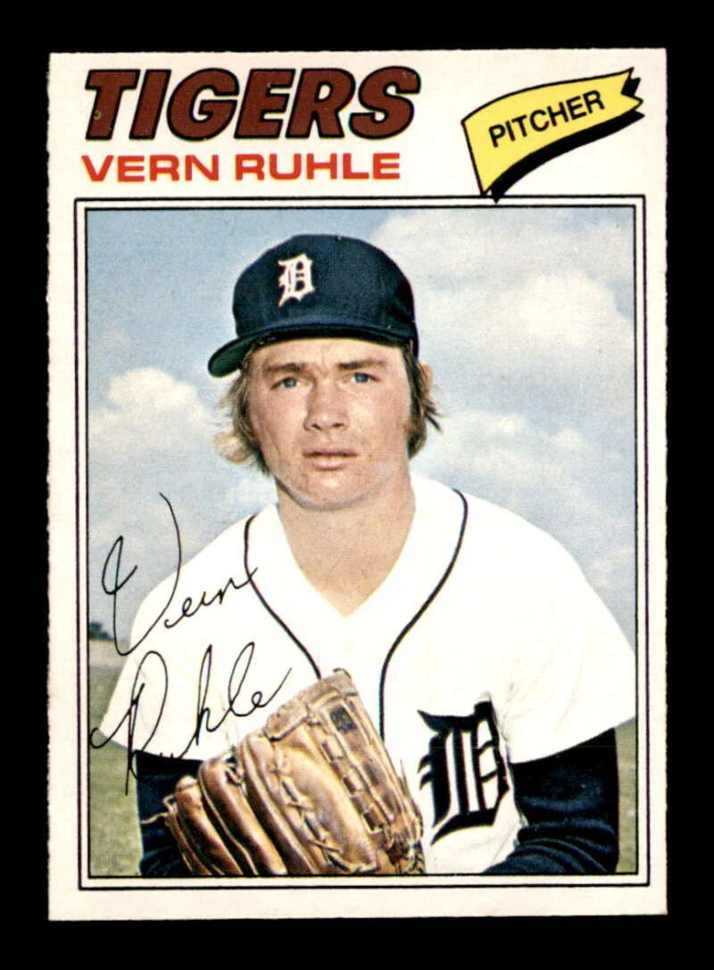 1977 O-Pee-Chee #212 Vern Ruhle   NM/NM+ X2878333