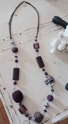 collana artigianale con pietre viola - Immagine 1 di 4