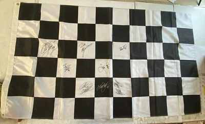 Bandera a cuadros firmada NASCAR 35x62 Carl Edwards Ricky Rudd Dale Jarrett 5 más Foto 1 de 4