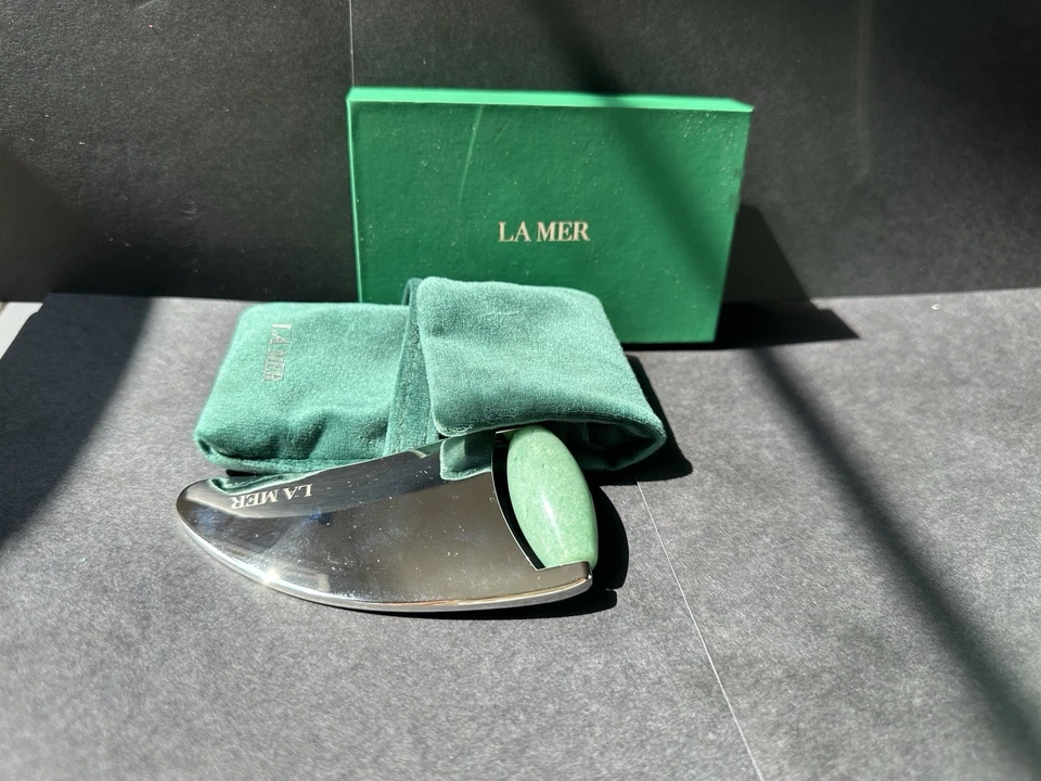 La Mer aço inoxidável Gua Sha rolo facial massagem facial escultura caixa de ferramentas - Imagem 1 de 4