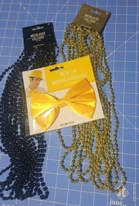 Lote de 8 collares de cuentas metálicas doradas y 8 negras/pajaritas amarillas para fiesta - Imagen 1 de 5