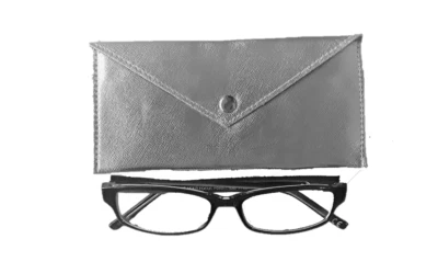 Lote de 3 fundas para gafas Foster Grant MODERA metálicas plateadas con paño de limpieza Foto 1 de 3