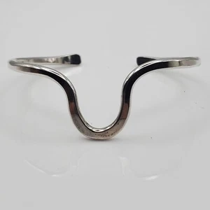 Brazalete Modernista de Plata Esterlina 925 Curvo 15,75 g Vintage - Imagen 1 de 9