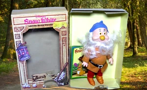 Bikin BASHFUL 6.5 Doll Disney's Snow White and the Seven Dwarfs in damaged box - Picture 1 of 7