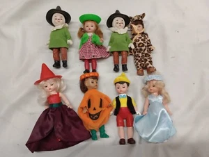 Lot of 8 Madame Alexander Dolls McDonald's Used - Picture 1 of 2