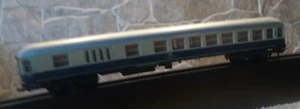 LIMA 30xxxx (vía H0) D - tren vagón medio equipaje con 2. Clase en azul / beige - Imagen 1 de 7