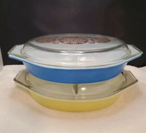 Vintage Pyrex Two, Divided Dishes 1½-Qt Blue & Yellow  - Picture 1 of 7