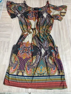 Vestido Jennifer Lauren Talla Pequeña Hombro Abierto Manga Corta Cintura Elástica Foto 1 de 4