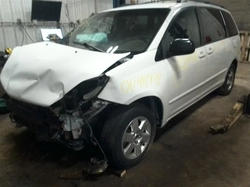 Cuarto de luz trasera para pasajero montado en panel para 06-10 SIENNA 10238037 Foto 1 de 4