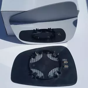 Vetro specchietto retrovisore lato passeggero sinistro Hyundai i30 2012-2017 riscaldato - Foto 1 di 7