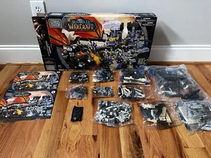 NEW MEGA BLOKS 91016 World of Warcraft: Deathwing's Stormwind Assault 809Pcs - Picture 1 of 10