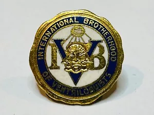 Vintage International Brotherhood Ventriloquists IVB Service Screwback Pin Tack - Picture 1 of 3
