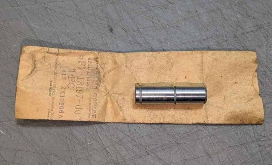 Eje Yamaha TZ250 5F7-18197-00-00 Foto 1 de 1