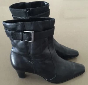 EASY STEPS "Eaton" Ankle Boots Shoes Ladies Size 7C Black Leather Booties - Picture 1 of 7