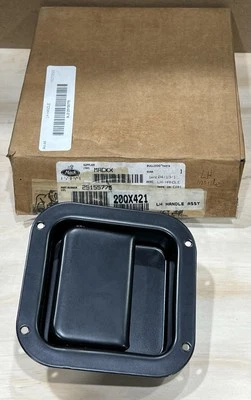 Manija de puerta negra interior izquierda Mack 25155775 genuina MR 20QX421 NOS Foto 1 de 3