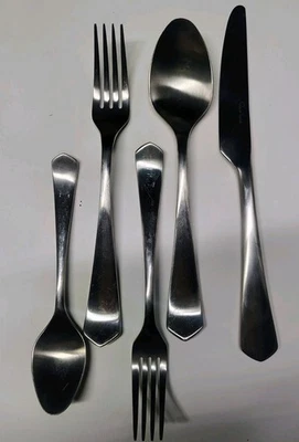 Robert Welch Williams And Sonoma Westbury RBW8 Flatware Place Setting 5 Pc - Image 1 of 4