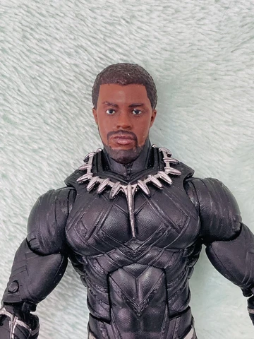 Marvel - Legends Series - 6” Black Panther Action Figure - Used Cover