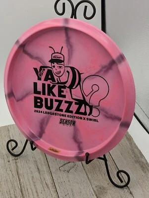 New Discraft Ledgestone 2024 X Swirl Buzzz Midrange Golf Disc 175-176g - Image 1 of 4