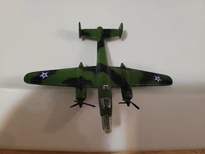 Maisto B-25J Mitchell Bomber Militär Flugzeug Diecast Metall Modell ohne Ständer - Bild 1 von 4