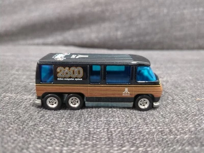Hot Wheels GMC Motorhome, Atari 2600, шины Real Rider, как новые - Изображение 1 из 4