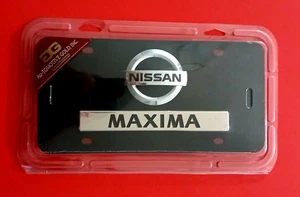 Au-Tomotive Gold Inc NISSAN MAXIMA 3D Logo Black Metal License Plate Gold Plated - Picture 1 of 4