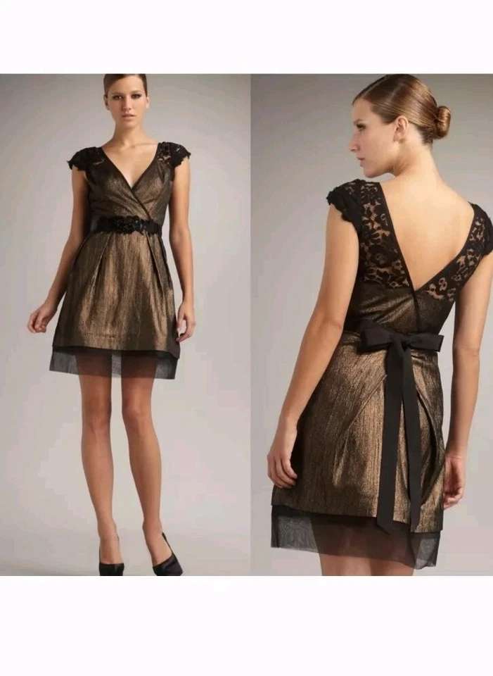 Vestido Vera Wang Etiqueta Lavanda Talla 6 Dorado Metálico con Encaje Negro Foto 1 de 4