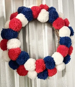 BRAND NWT PIER 1 IMPORTS SOLD OUT 4TH OF JULY MINI 12" AMERICANA POMS WREATH - Picture 1 of 5