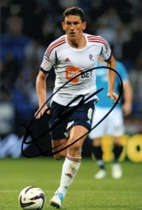 FOTO DE ACCIÓN 6x4 firmada por Bolton Wanderers: Keith Andrews + certificado de autenticidad - Imagen 1 de 1