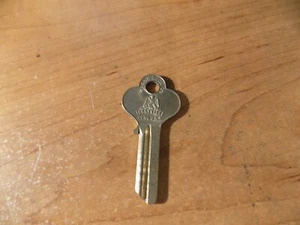 Vintage Terryville Eagle Lock Brass Key Blank - Foto 1 di 1