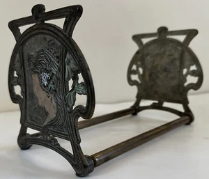 ANTIGUO JUD #9788 Art Nouveau Flor Femenina en Su Cabello Estante para Libros/Liberantes - Imagen 1 de 5