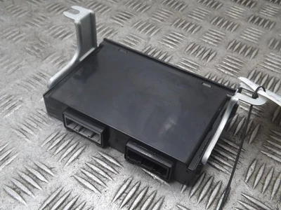 Suzuki Swift Keyless Entry Control Module ECU 36780-60P10 2009-2017Q - Image 1 of 4