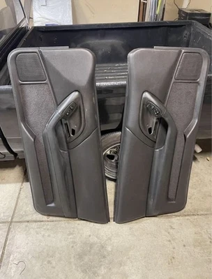 00-02 Camaro Z28 Painéis de Porta Motorista Passageiro Lh Rh Conjunto Par Fabricante de Equipamento Original Aa7363 - Imagem 1 de 4