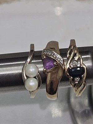 Trio Women's 10K  Gold Rings Size 7. 3-Piece Set - Image 1 of 4