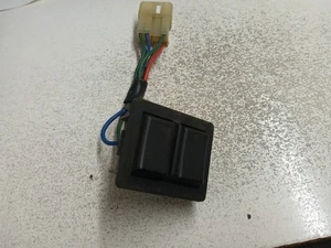 86-89 TOYOTA CELICA CONVERTIBLE REAR WINDOW SWITCH - Picture 1 of 7