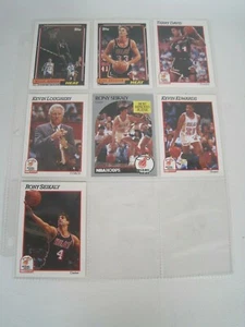 Lote de 7 tarjetas de jugador de la NBA Miami Heat con hoja de carpeta (Rony Seikaly/Terry Davis) - Imagen 1 de 8