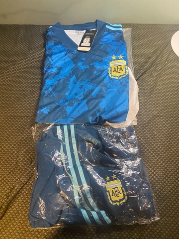 Argentina AFA 2021 Away Jersey and shorts XXL Cover
